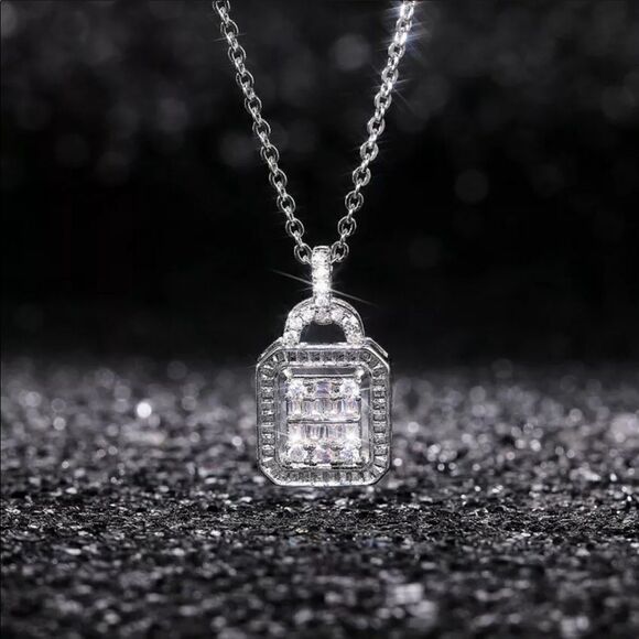 The Gatsby 925 Silver White Sapphire pendant necklace - Picture 4 of 10